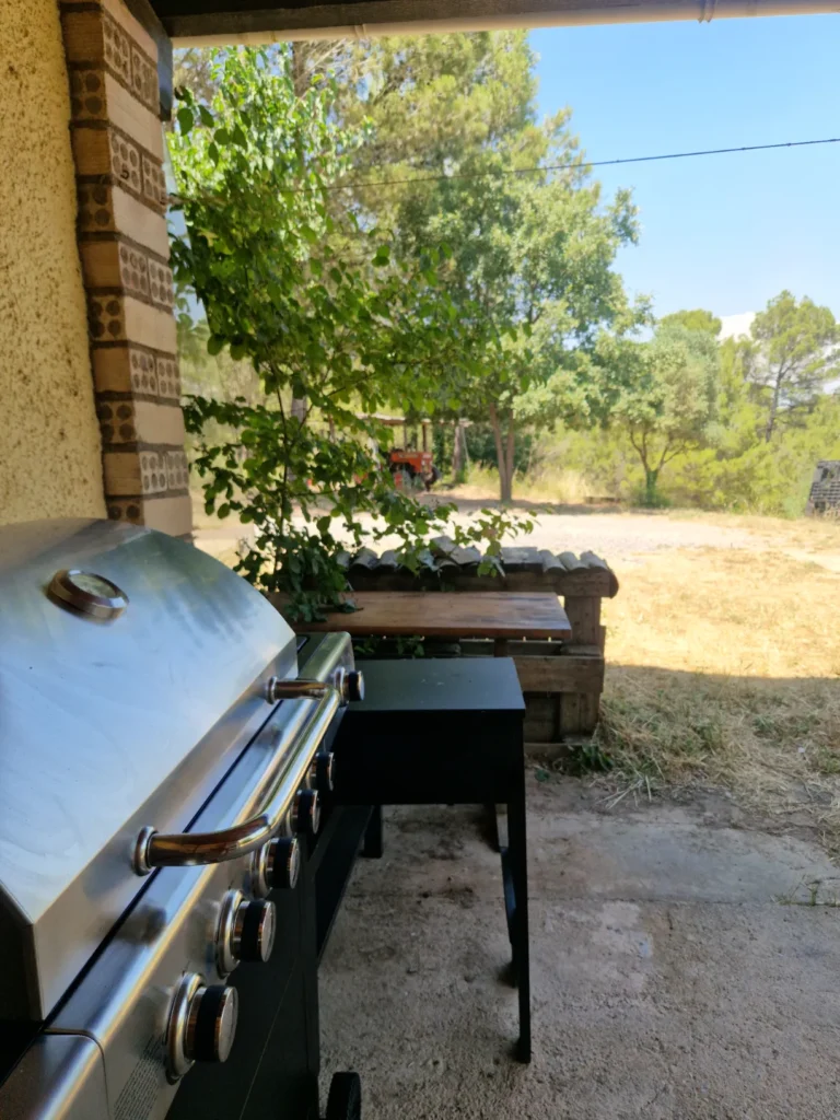 Barbacoa Montserrat Masia Rural Ecoturismo